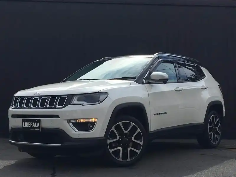 10112520 | カタログ画像：ジープ・コンパス（JEEP COMPASS） ローンチエディション 2017年12月 ABA-M624 2400cc ヴォーカルホワイトパールコート フロント