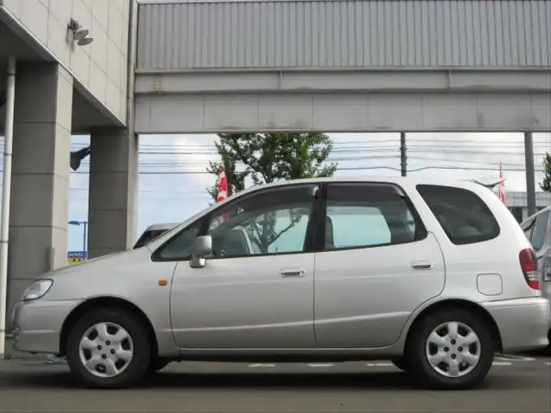 カタログ画像：カローラスパシオ（COROLLA SPACIO） スパシオ Ｇパッケージ ２－０－２ 1999年4月 GF-AE111N 1600cc シルバーメタリック 燃費13.2km / l  外装