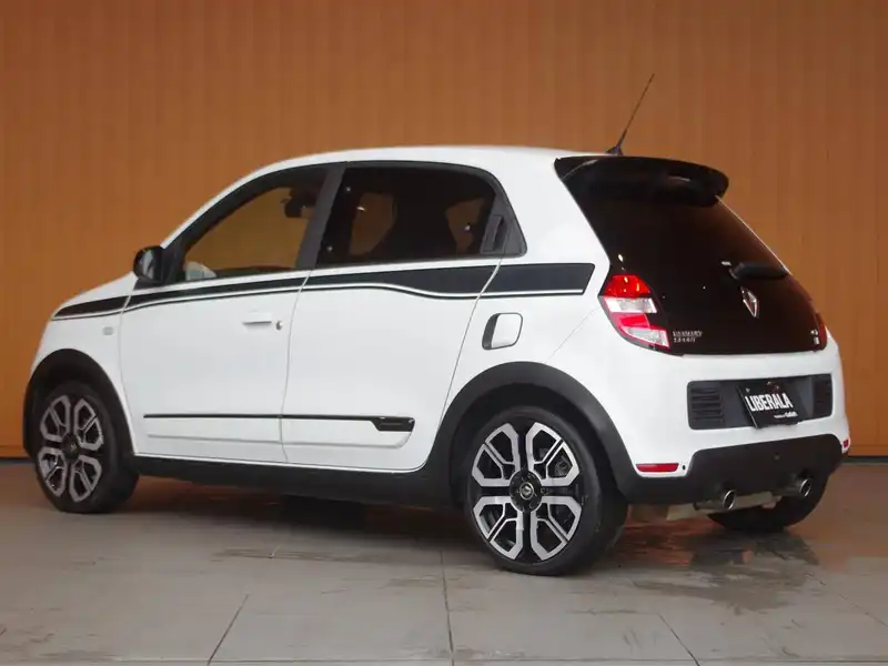 カタログ画像：トゥインゴ（TWINGO） ＧＴ ブラン 2018年9月 ABA-AHH4B1 900cc ブラン クリスタル バック