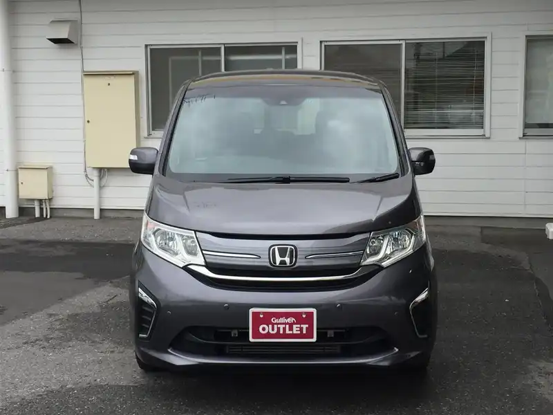 カタログ画像：ステップワゴン（STEPWAGON） Ｇ 2015年4月 DBA-RP1 1500cc モダンスティール・メタリック 燃費17.0km / l フロント