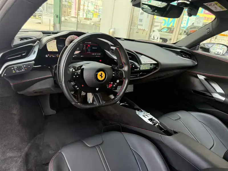 カタログ画像：ＳＦ９０ストラダーレ（SF90 STRADALE） ベースグレード 2019年10月 7LA-173H 4000cc フロント