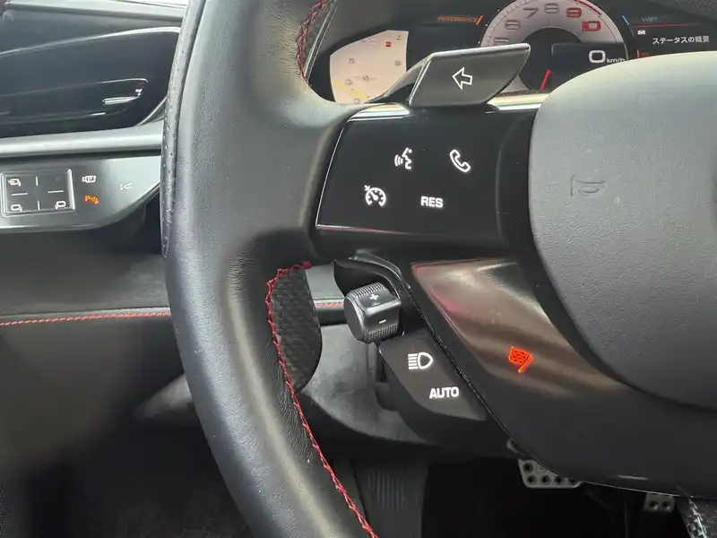 カタログ画像：ＳＦ９０ストラダーレ（SF90 STRADALE） ベースグレード 2019年10月 7LA-173H 4000cc 内装