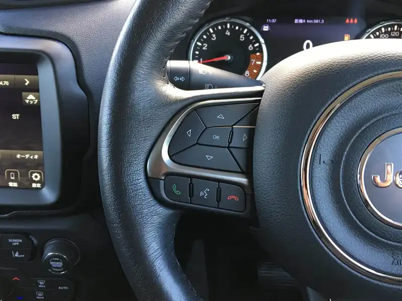 カタログ画像：ジープ・レネゲード（JEEP RENEGADE） リミテッド 2020年2月 3BA-BV13PM 1300cc グラナイトクリスタルクリアコート 燃費14.3km / l 内装