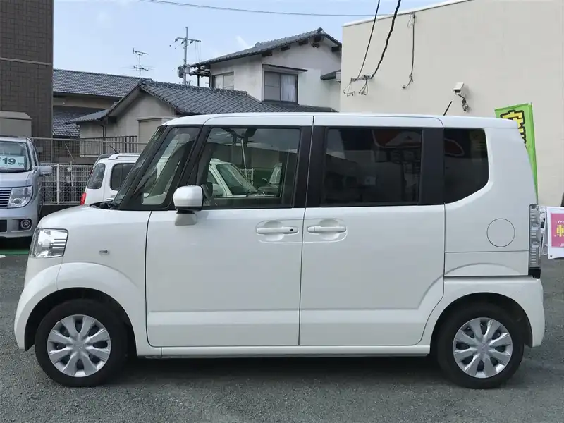 カタログ画像：Ｎ－ＢＯＸ（N-BOX） Ｃ 2015年11月 DBA-JF1 660cc プレミアムホワイト・パールⅡ 燃費25.6km / l 外装