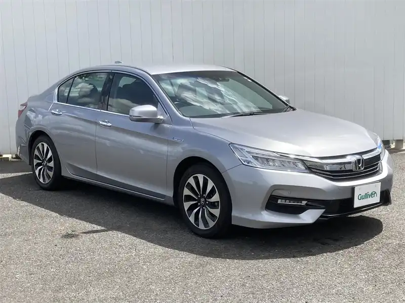 アコードハイブリッド（ホンダ）の中古車を検索｜【中古車のガリバー】