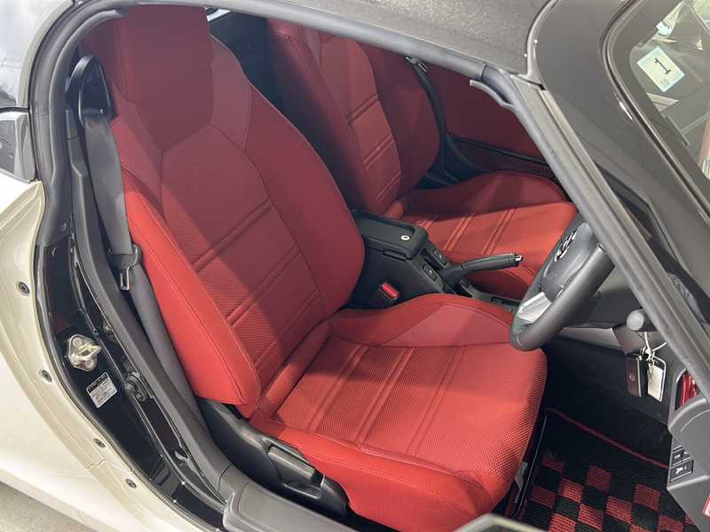 カタログ画像：コペン（COPEN） ローブ 2024年12月 3BA-LA400K 660cc パールホワイトⅢ 燃費19.2km / l フロント