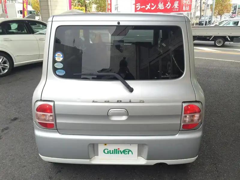 カタログ画像：アルトラパン（ALTO LAPIN） Ｌ 2006年4月 CBA-HE21S 660cc シルキーシルバーメタリック 燃費19.8km / l  バック