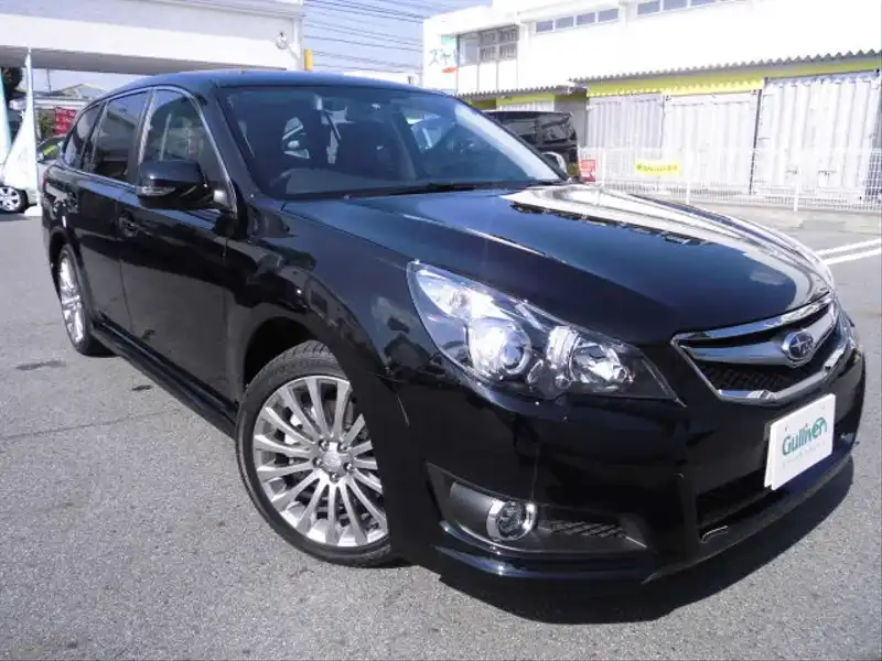 カタログ画像：レガシィツーリングワゴン（LEGACY TOURING WAGON） ２．５ｉアイサイトスポーツセレクション 2010年11月 DBA-BR9 2500cc クリスタルブラック・シリカ 燃費12.4km / l  メイン（その他）