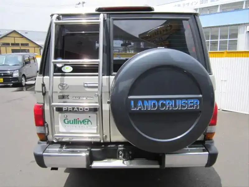 カタログ画像：ランドクルーザープラド（LAND CRUISER PRADO） ４ドア プラドＳＸワイド 1995年1月 KD-KZJ78W 3000cc フラクセンマイカメタリック バック