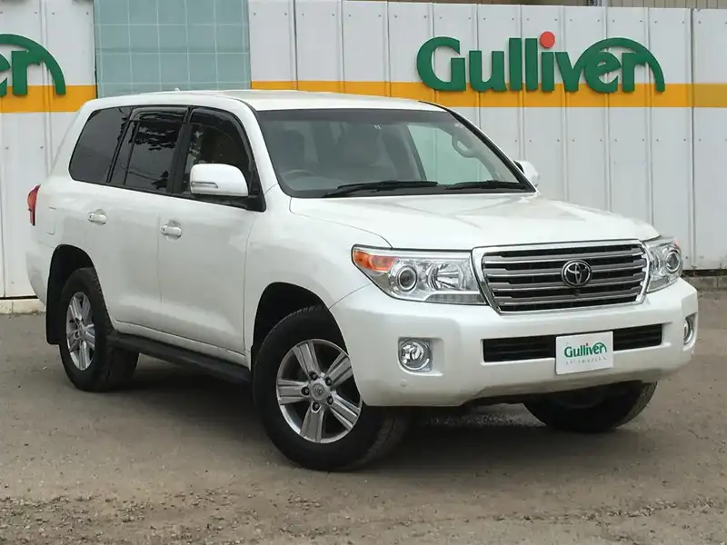 カタログ画像：ランドクルーザー（LAND CRUISER） ＡＸ Ｇセレクション 2012年1月 CBA-URJ202W 4600cc ホワイトパールクリスタルシャイン 燃費6.7km / l メイン