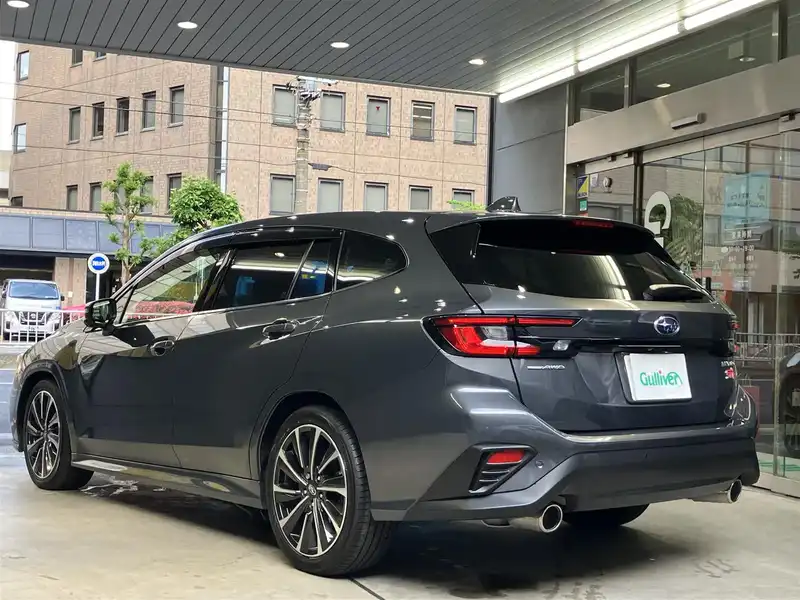 カタログ画像：レヴォーグ（LEVORG） ＳＴＩスポーツＲ－ブラックリミテッド 2024年12月 5BA-VNH 2400cc マグネタイトグレー・メタリック 燃費11.0km / l バック