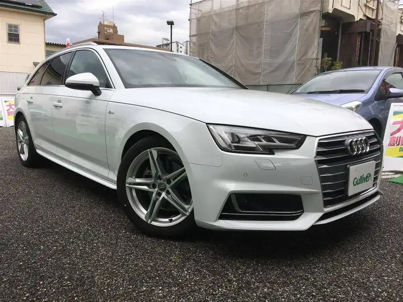 カタログ画像：Ａ４アバント（A4 AVANT） ２．０ＴＦＳＩ 2017年7月 DBA-8WCVK 2000cc アイビスホワイト 燃費16.6km / l メイン