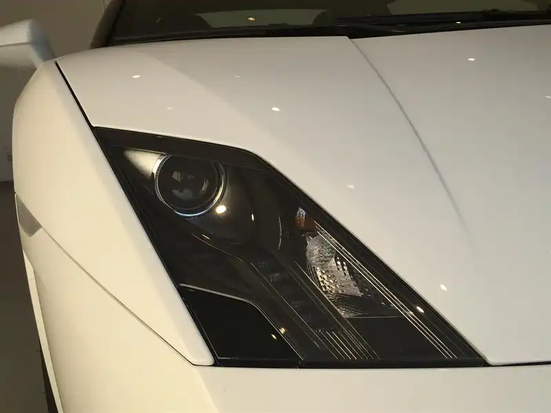 カタログ画像：ガヤルド（GALLARDO） ＬＰ５６０－４ ビコローレ 2012年8月 5200cc 外装