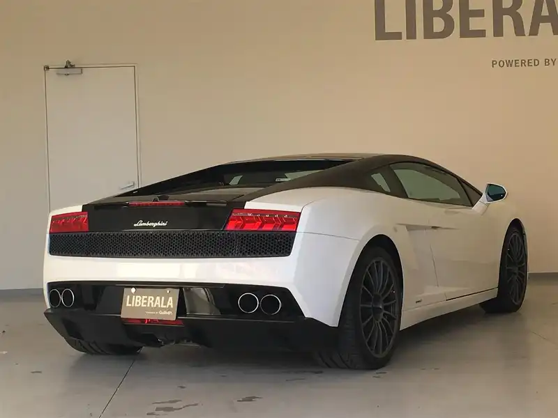 カタログ画像：ガヤルド（GALLARDO） ＬＰ５６０－４ ビコローレ 2012年8月 5200cc バック