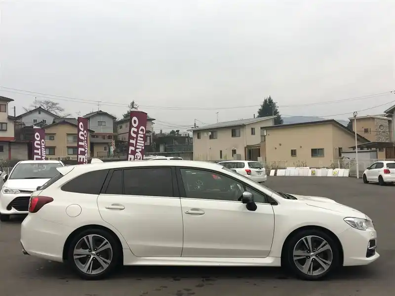 カタログ画像：レヴォーグ（LEVORG） １．６ＧＴアイサイト 2019年6月 DBA-VM4 1600cc クリスタルホワイト・パール 燃費16.0km / l 外装