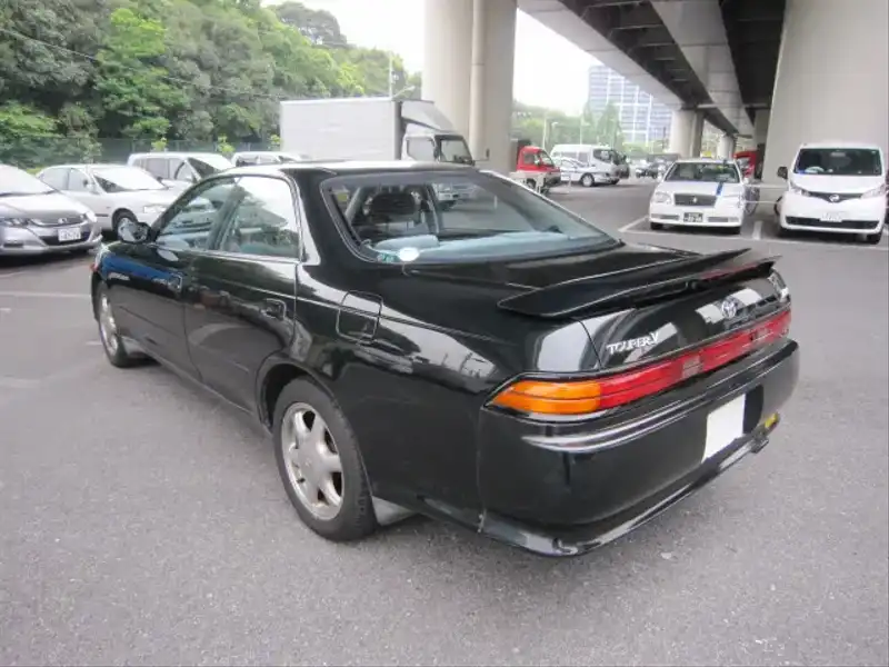 マークii トヨタ ツアラーｖ 平成6年9月 平成7年8月 の画像 新車 中古車カタログ装備スペック情報 中古 車のガリバー