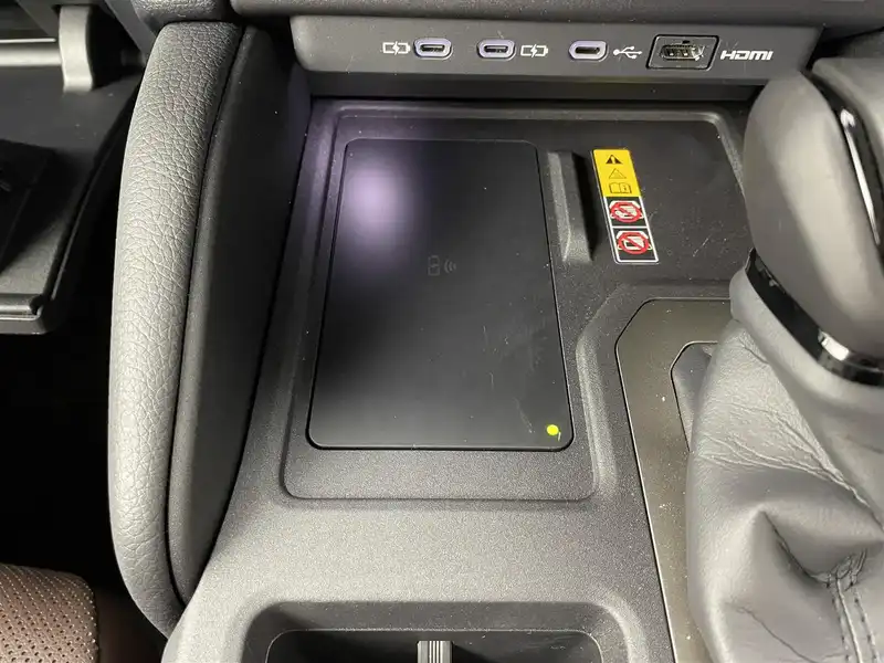 カタログ画像：ランドクルーザー２５０（LAND CRUISER 250） ＺＸ 2024年4月 3DA-GDJ250W 2800cc アバンギャルドブロンズメタリック 燃費11.0km / l 内装