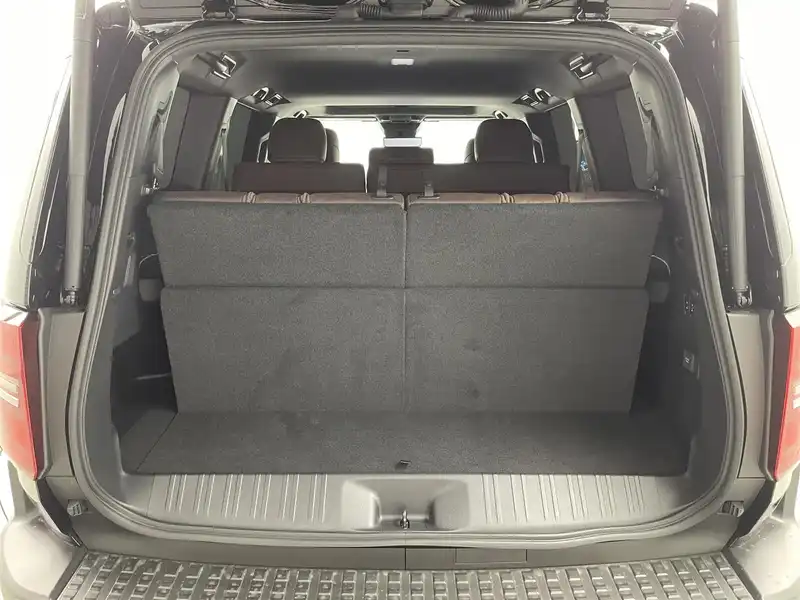 カタログ画像：ランドクルーザー２５０（LAND CRUISER 250） ＺＸ 2024年4月 3DA-GDJ250W 2800cc ブラック 燃費11.0km / l 内装