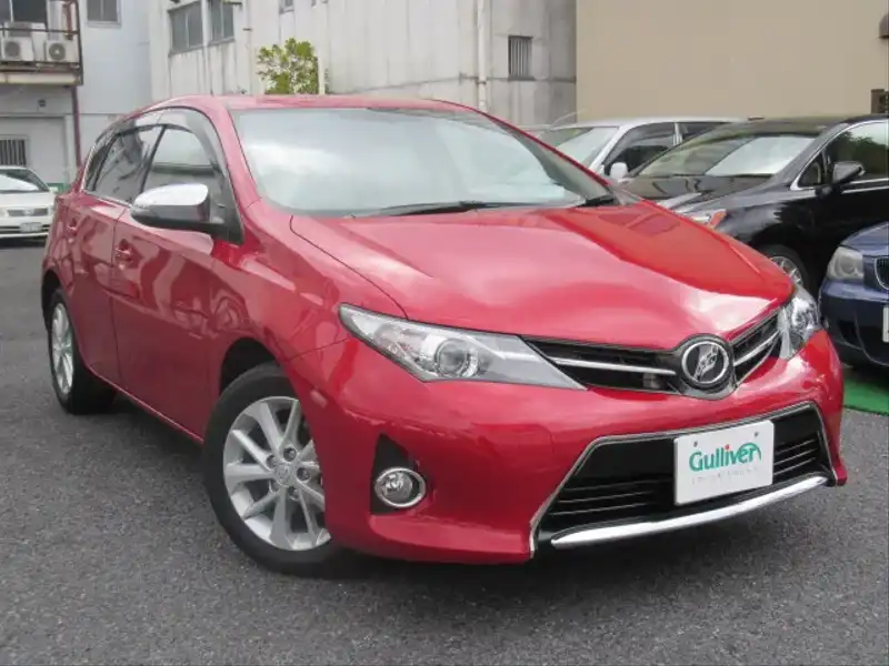 カタログ画像：オーリス（AURIS） １８０Ｇ Ｓパッケージ 2014年4月 DBA-ZRE186H 1800cc レッドマイカメタリック 燃費16.0km / l メイン（その他）