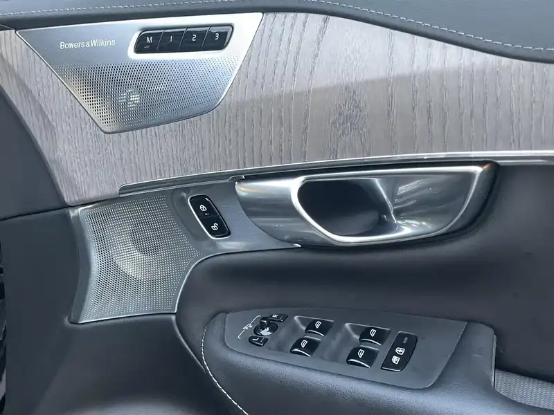 カタログ画像：ＸＣ９０（XC90） アルティメット Ｂ６ ＡＷＤ 2022年7月 5AA-LB420TXCM 2000cc オニキスブラックメタリック 内装