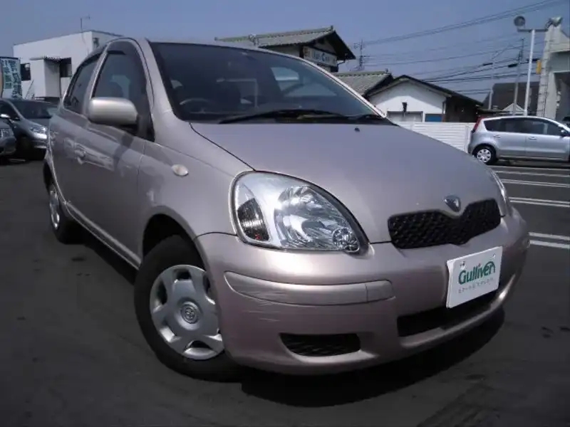 カタログ画像：ヴィッツ（VITZ） Ｆ Ｌパッケージ ナビスペシャル 2002年12月 UA-NCP15 1300cc ペールローズメタリックオパール 燃費16.6km / l  メイン（その他）