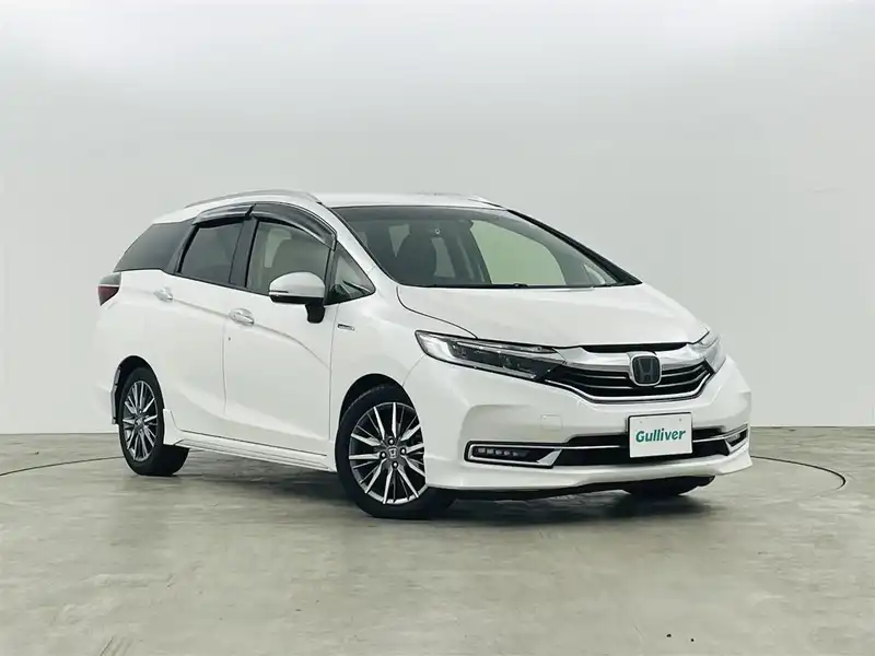 中古シャトル シャトル 1.5 ハイブリッド Z ホンダセンシング 4WDの燃費｜中古