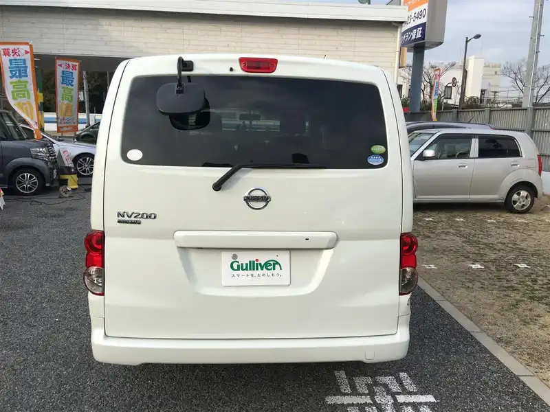 カタログ画像：ＮＶ２００バネットワゴン（NV200VANETTE WAGON） １６Ｓ 2009年5月 DBA-M20 1600cc ホワイトパール（３Ｐ） 燃費12.8km / l バック