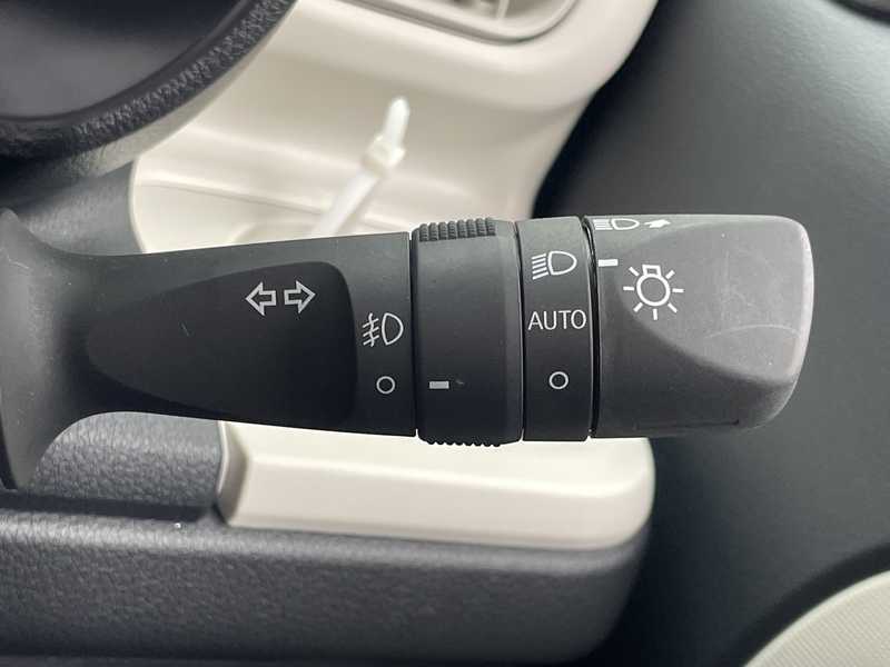 カタログ画像：ムーヴキャンバス（MOVE CANBUS） セオリーＧ 2025年6月 5BA-LA850S 660cc レイクブルーメタリック 燃費22.9km / l 内装