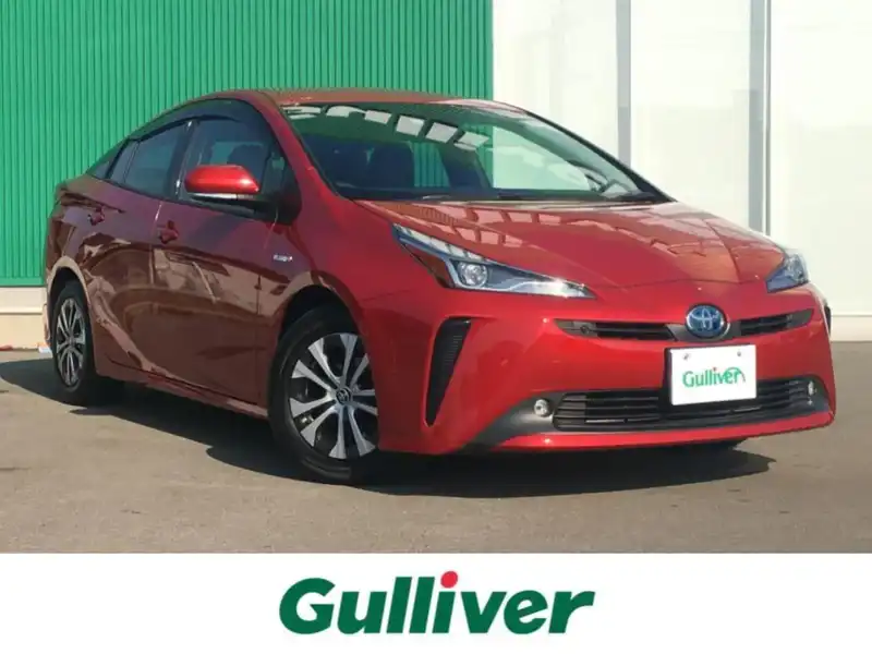 カタログ画像：プリウス（PRIUS） Ｓツーリングセレクション 2018年12月 DAA-ZVW55 1800cc エモーショナルレッドⅡ 燃費34.0km / l メイン（その他）