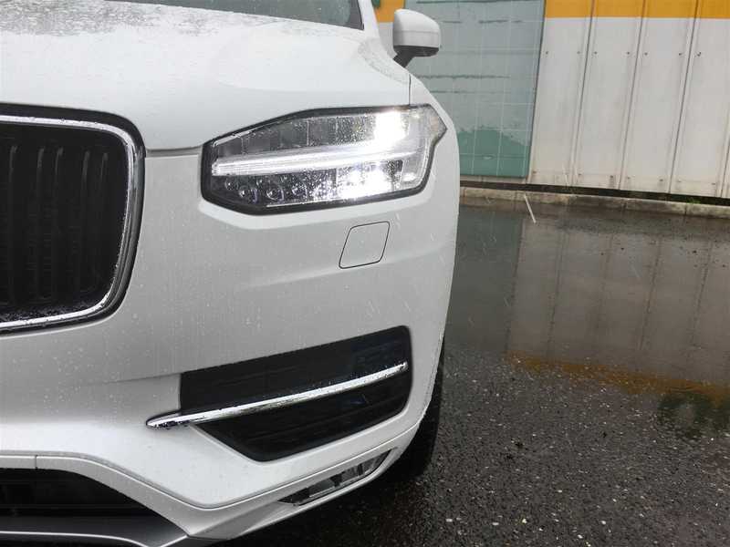 カタログ画像：ＸＣ９０（XC90） Ｔ８ ツインエンジン ＡＷＤ エクセレンス 2018年8月 DLA-LB420XCPA 2000cc アイスホワイト 燃費13.7km / l 外装