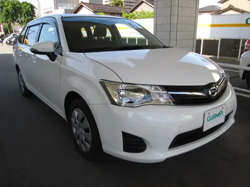 カタログ画像：カローラフィールダー（COROLLA FIELDER） １．５Ｘ 2012年5月 DBA-NZE161G 1500cc スーパーホワイトⅡ 燃費17.6km / l メイン（その他）