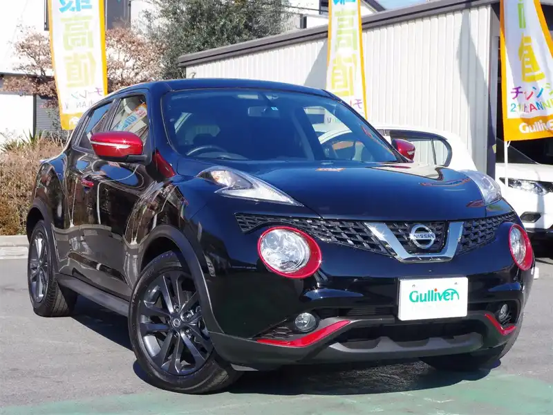 カタログ画像：ジューク（JUKE） １５ＲＸ アーバンセレクション パーソナライゼーション 2014年7月 DBA-YF15 1500cc スーパーブラック 燃費18.0km / l メイン