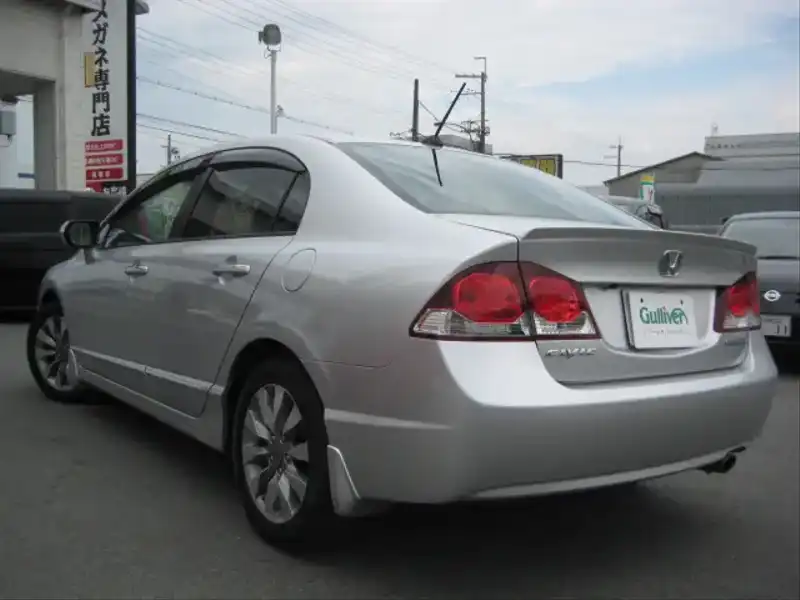 カタログ画像：シビックハイブリッド（CIVIC HYBRID） ＭＸＳＴ 2008年9月 DAA-FD3 1300cc アラバスターシルバー・メタリック 燃費23.2km / l バック