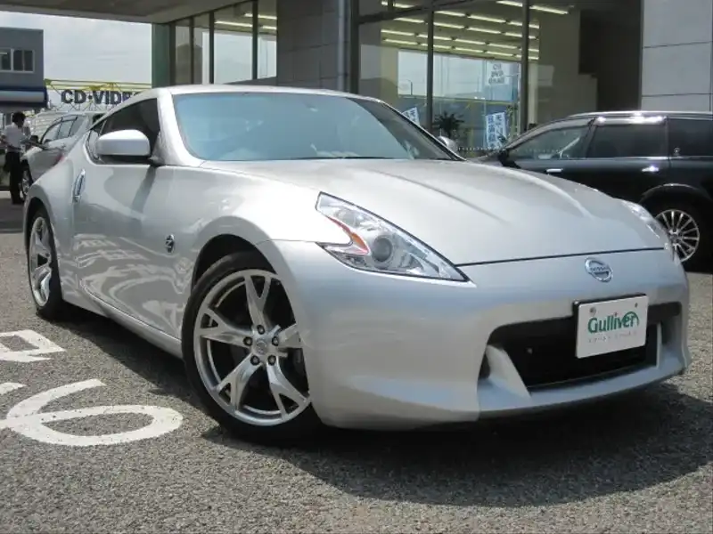 カタログ画像：フェアレディＺ（FAIRLADY Z） バージョンＳＴ 2010年11月 CBA-Z34 3700cc ブリリアントシルバー（Ｍ） 燃費9.5km / l  メイン（その他）