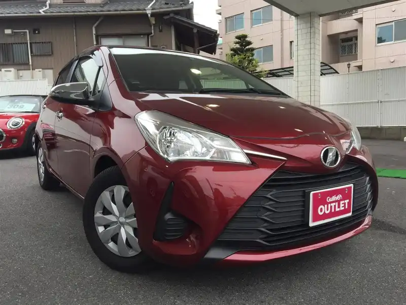 カタログ画像：ヴィッツ（VITZ） ジュエラ スマートストップパッケージ 2018年5月 DBA-KSP130 1000cc ダークレッドマイカメタリック 燃費24.0km / l その他