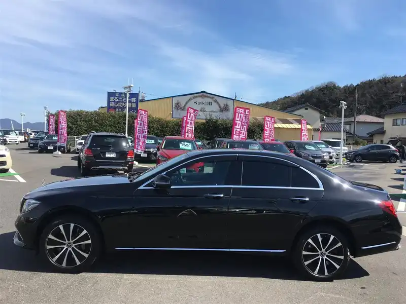 カタログ画像：Ｅクラス（E-CLASS） Ｅ４５０ ４マチック エクスクルーシブ 2019年1月 DBA-213068 3000cc オブシディアンブラック（Ｍ） 燃費10.4km / l 外装