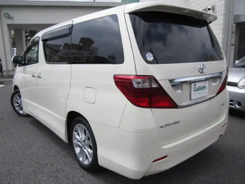 10047828 | カタログ画像：アルファード（ALPHARD） ３５０Ｓ Ｃパッケージ 2008年5月 DBA-GGH25W 3500cc ゴールドパールクリスタルシャイン バック