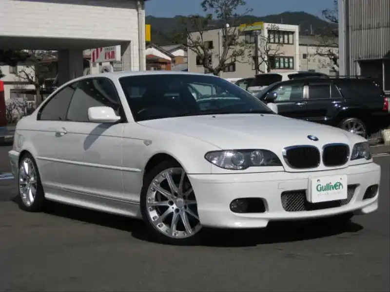 カタログ画像：３シリーズ（3 SERIES） ３１８ｉ Ｍスポーツパッケージ 2004年4月 GH-AY20 2000cc 燃費10.8km / l  メイン