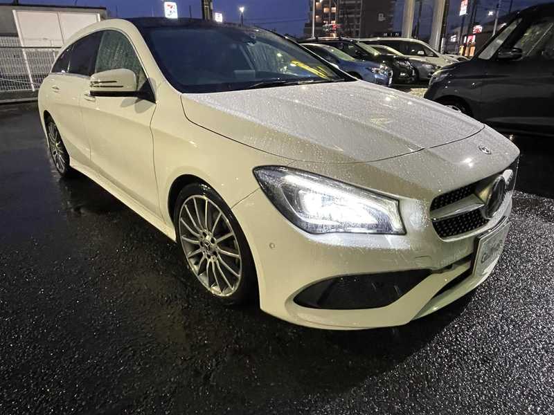 メルセデスベンツ CLA180 シューティングブレイク トノカバー - 車内 