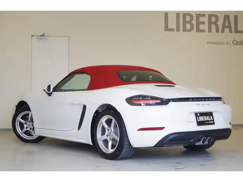 カタログ画像：７１８ボクスター（718 BOXSTER） ７１８ボクスター 2016年2月 ABA-982H1 2000cc ホワイト バック