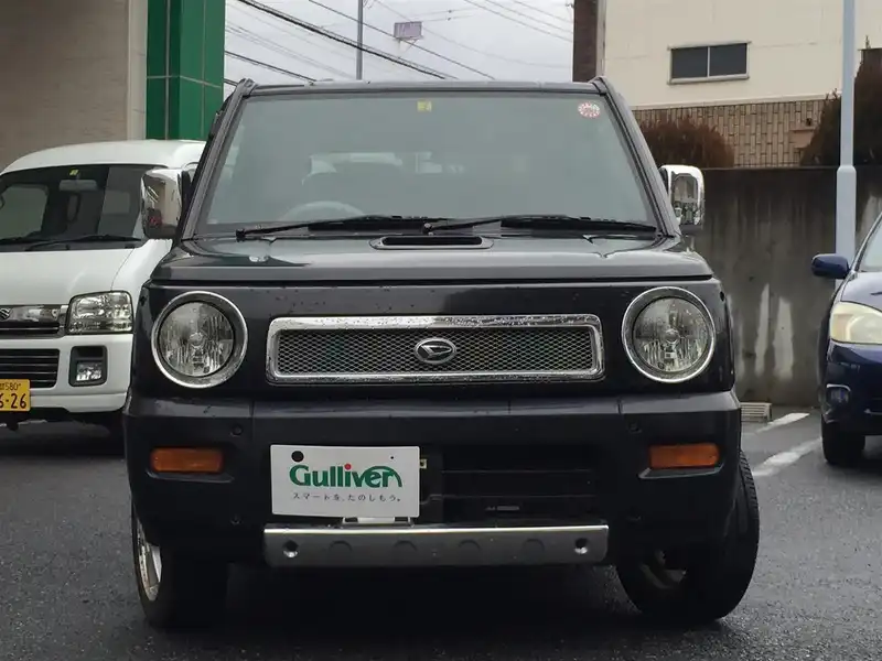 カタログ画像：ネイキッド（NAKED） ネイキッド－＠１． 2000年12月 GF-L760S 660cc ブラックマイカ 燃費15.4km / l  フロント