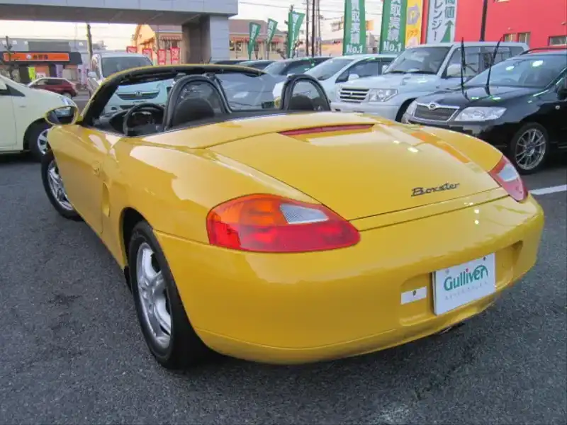 カタログ画像：ボクスター（BOXSTER） ボクスター 2001年9月 GF-98665 2700cc 燃費8.2km / l  バック