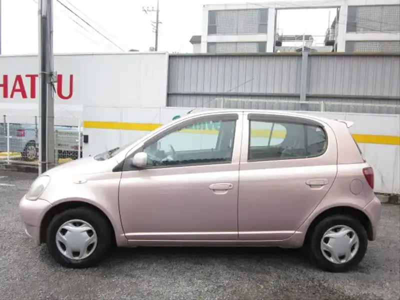 カタログ画像：ヴィッツ（VITZ） Ｕ 2000年12月 TA-NCP15 1300cc ペールローズメタリックオパール 燃費18.2km / l  外装