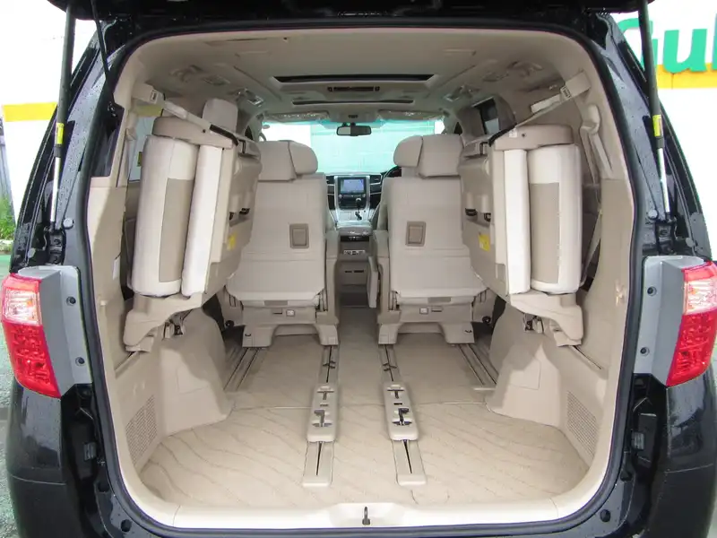 カタログ画像：アルファードハイブリッド（ALPHARD HYBRID） ハイブリッドＧ プレミアムシートパッケージ 2012年9月 DAA-ATH20W 2400cc ブラック 燃費16.2km / l 内装