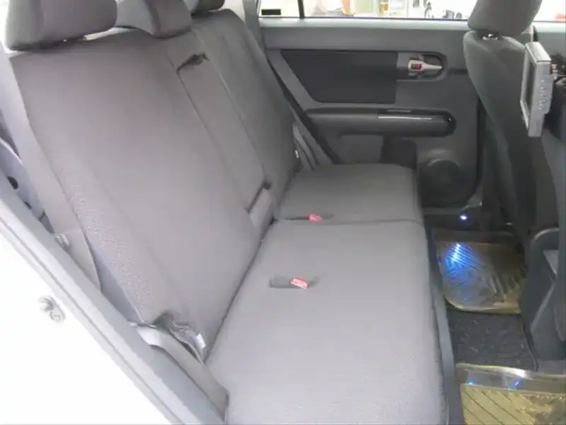 カタログ画像：カローラルミオン（COROLLA RUMION） １．８Ｓ スマートパッケージ 2008年9月 DBA-ZRE154N 1800cc ホワイトパールクリスタルシャイン 燃費14.4km / l  内装