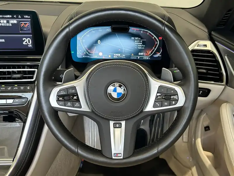 カタログ画像：８シリーズ（8 SERIES） Ｍ８５０ｉ ｘＤｒｉｖｅ グランクーペ 2022年3月 3BA-GV44 4400cc スカイスクレイパー・グレー（メタリック・カラー） 内装