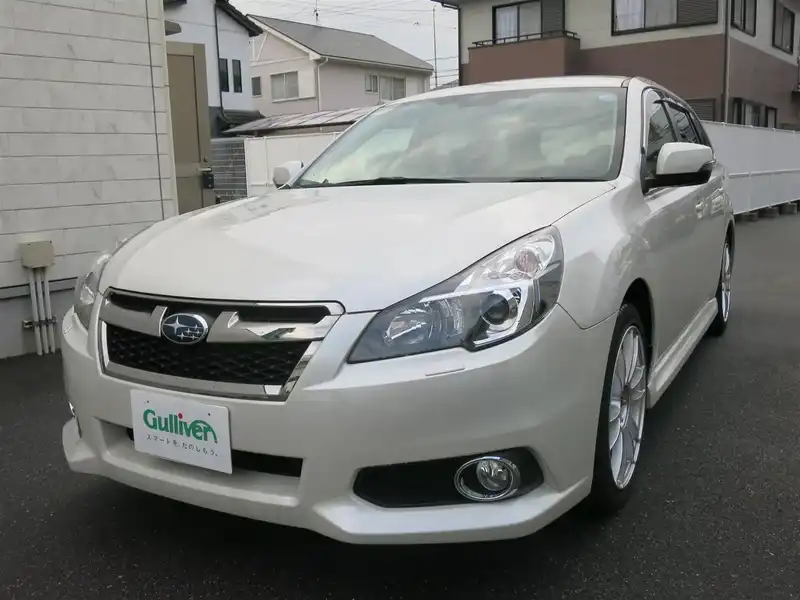 カタログ画像：レガシィツーリングワゴン（LEGACY TOURING WAGON） ２．５ｉアイサイト Ｓパッケージ 2014年4月 DBA-BRM 2500cc サテンホワイト・パール 燃費12.4km / l 外装