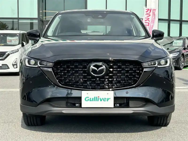 カタログ画像：ＣＸ－５（CX-5） ＸＤ レトロスポーツエディション 2023年10月 3DA-KF2P 2200cc ジェットブラックマイカ 燃費17.4km / l フロント