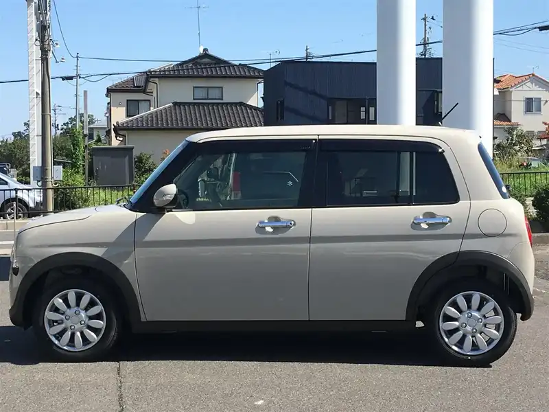 10107687 | カタログ画像：アルトラパン（ALTO LAPIN） Ｆリミテッド オーディオレス仕様車 2016年12月 DBA-HE33S 660cc フォーンベージュメタリック 外装