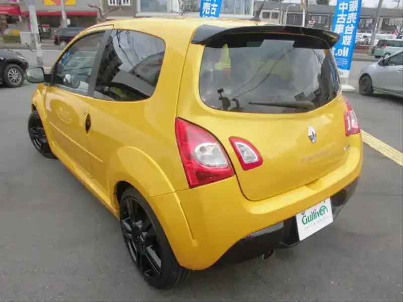 カタログ画像：トゥインゴ（TWINGO） ルノー・スポール カップ 2013年5月 ABA-NK4M 1600cc ジョン シリウス Ｍ バック